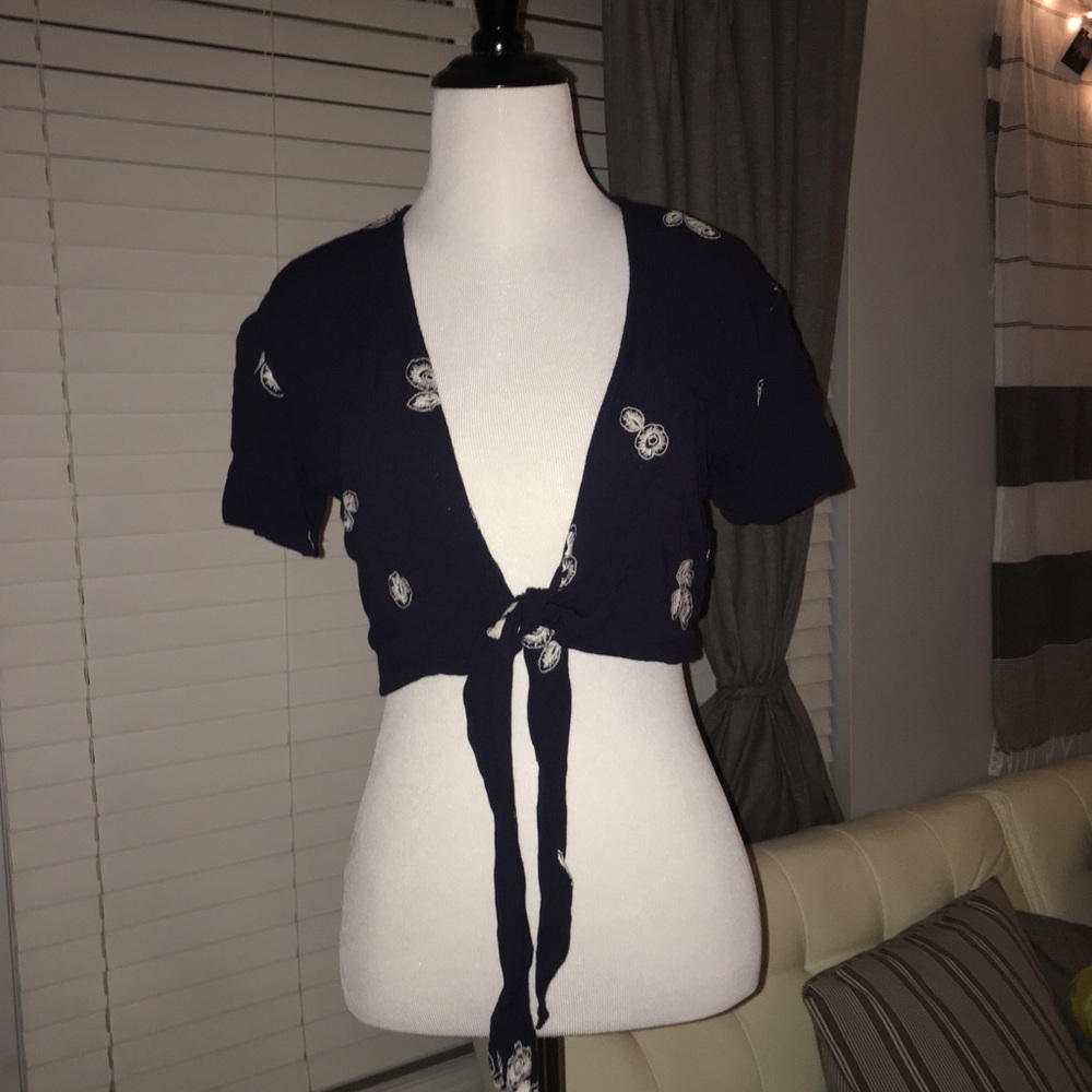 Tie front crop top